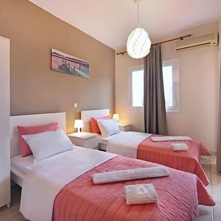 Omega Comfy Apartments Almyrida อัลมีรีดา ภายนอก รูปภาพ