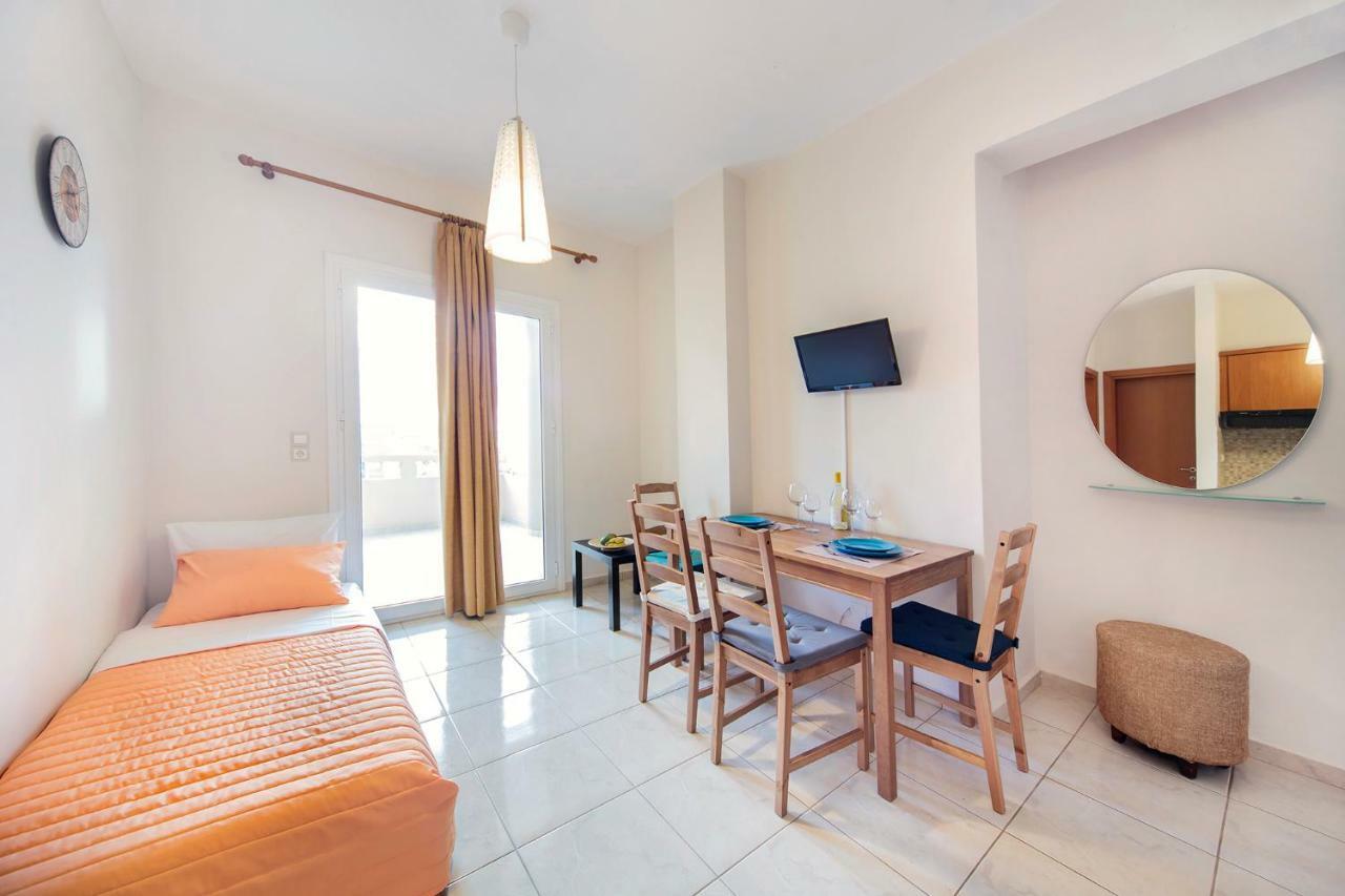 Omega Comfy Apartments Almyrida อัลมีรีดา ภายนอก รูปภาพ