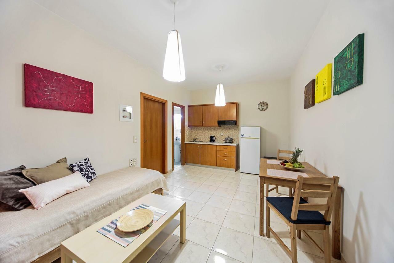 Omega Comfy Apartments Almyrida อัลมีรีดา ภายนอก รูปภาพ